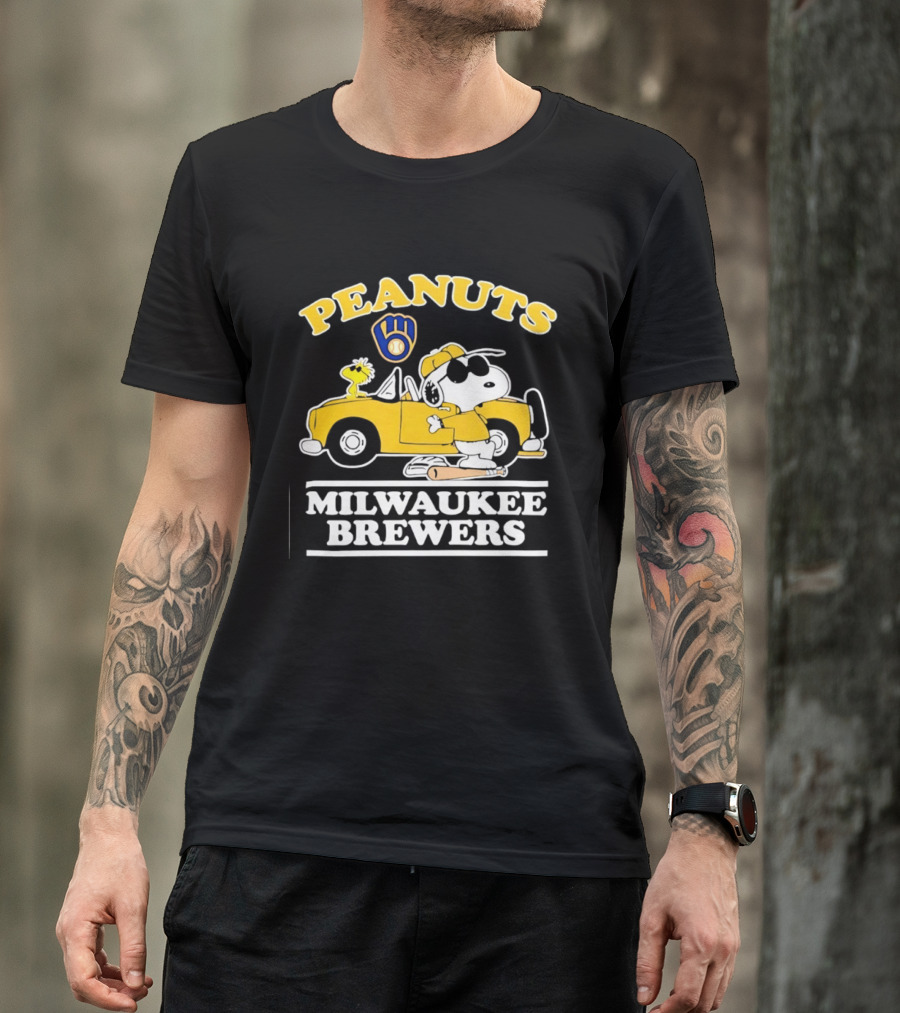 Peanuts Snoopy Woodstock Driving Milwaukee Brewers Baseball T-Shirt