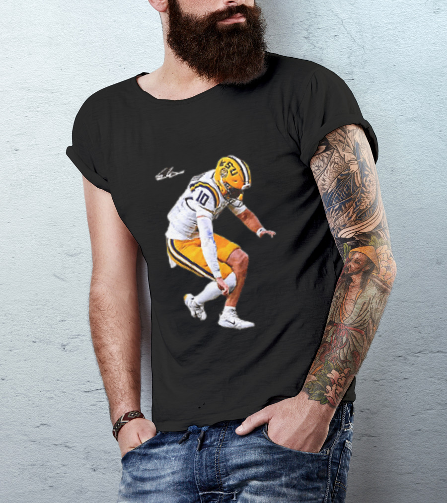 Garrett Nussmeier LSU Tigers Football Quarterback Action Play T-Shirt