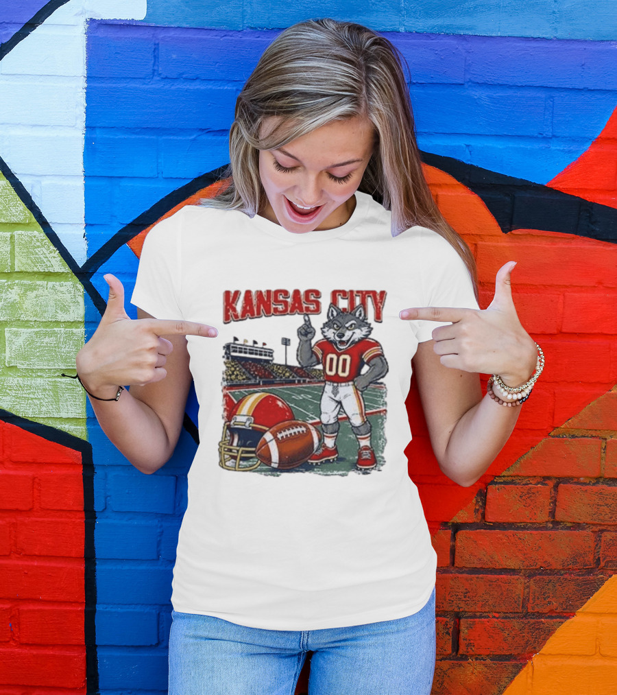 Kansas City Chiefs Wolf Mascot Football Stadium Scene T-Shirt