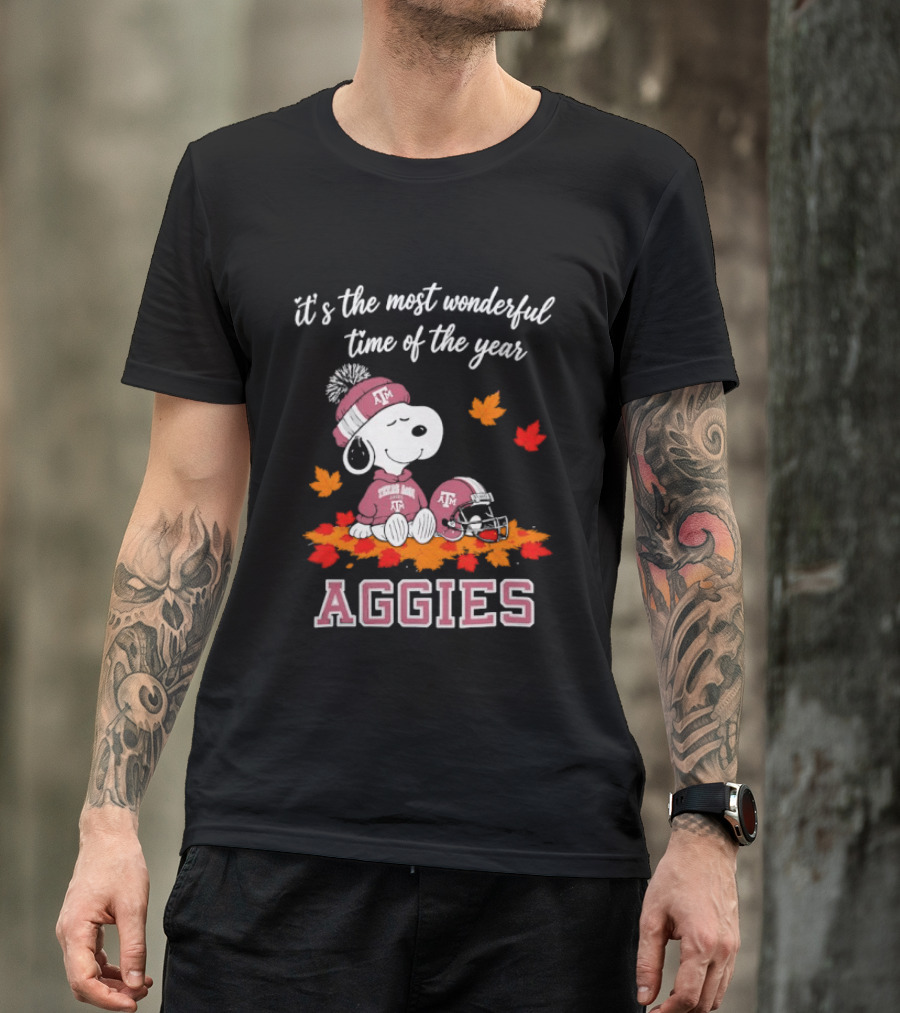 Snoopy It's The Most Wonderful Time Of The Year Texas A&M Aggies Autumn Leaves T-Shirt