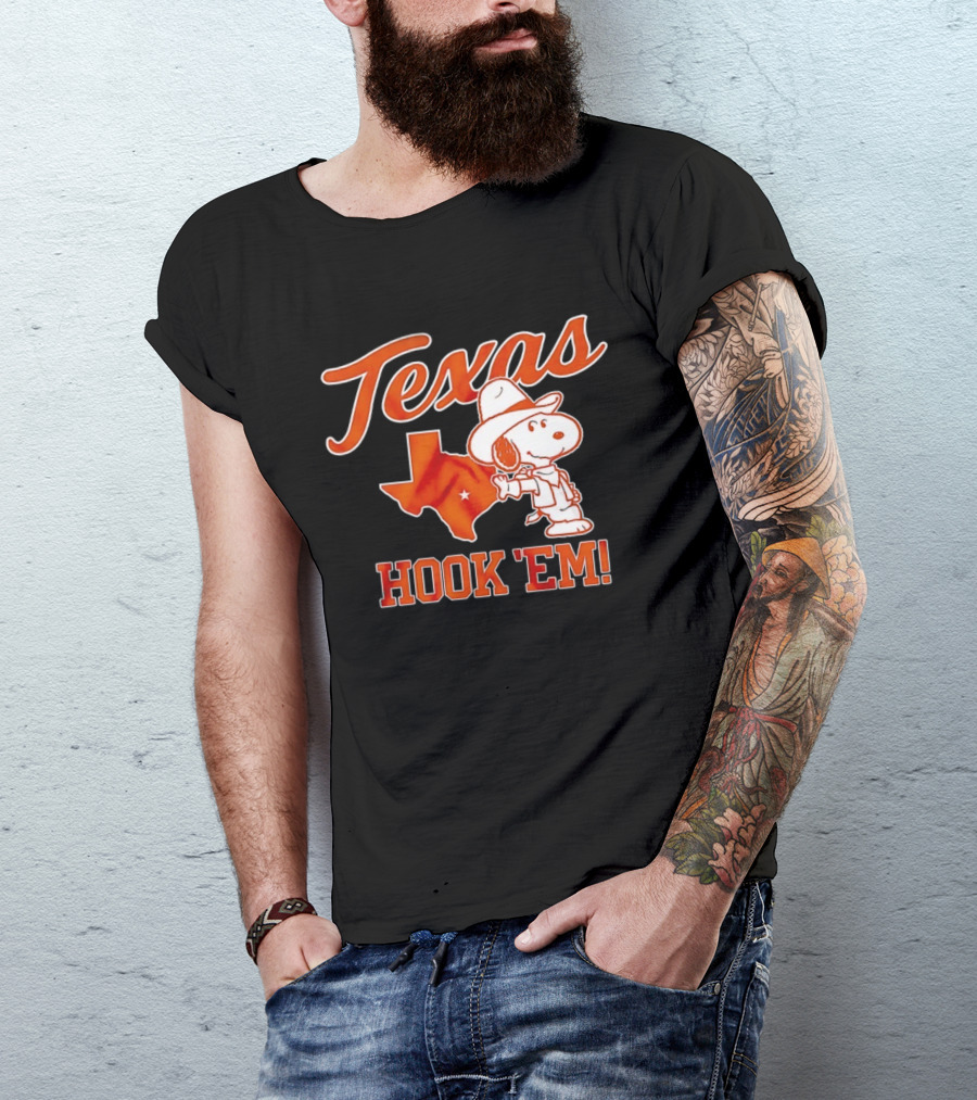Texas Snoopy Hook 'Em Peanuts Cowboy Spirit T-Shirt