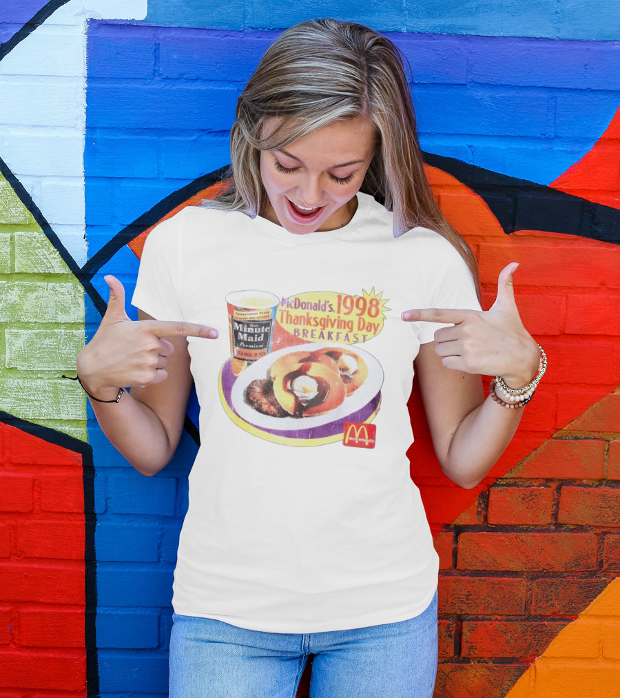 Minute Maid Orange Juice McDonald's 1998 Thanksgiving Day Breakfast Burgers T-Shirt