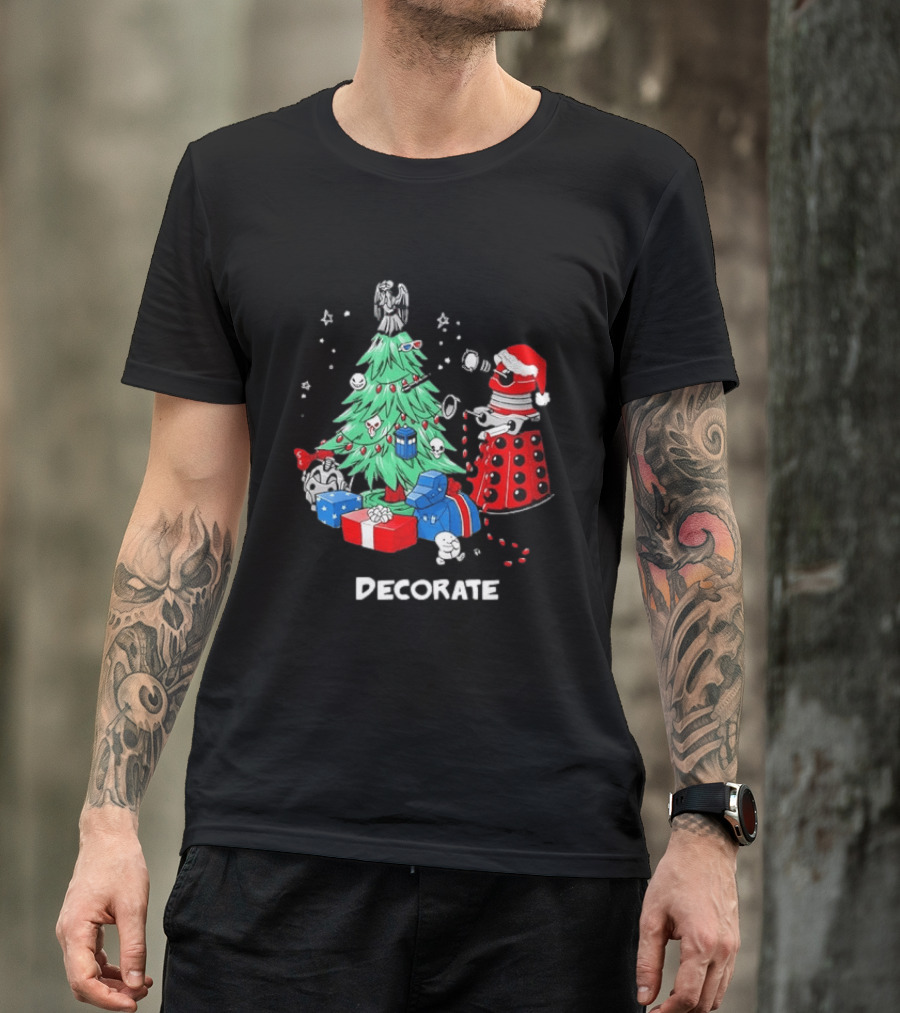 Doctor Who Dalek Christmas Tree Decorate Scene T-Shirt