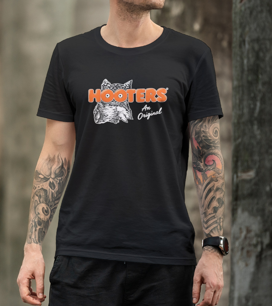 Hooters Owl An Original Restaurant Brand T-Shirt