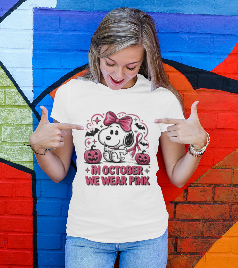 In October We Wear Pink Snoopy Peanuts Halloween Bow Pumpkins Bats T-Shirt