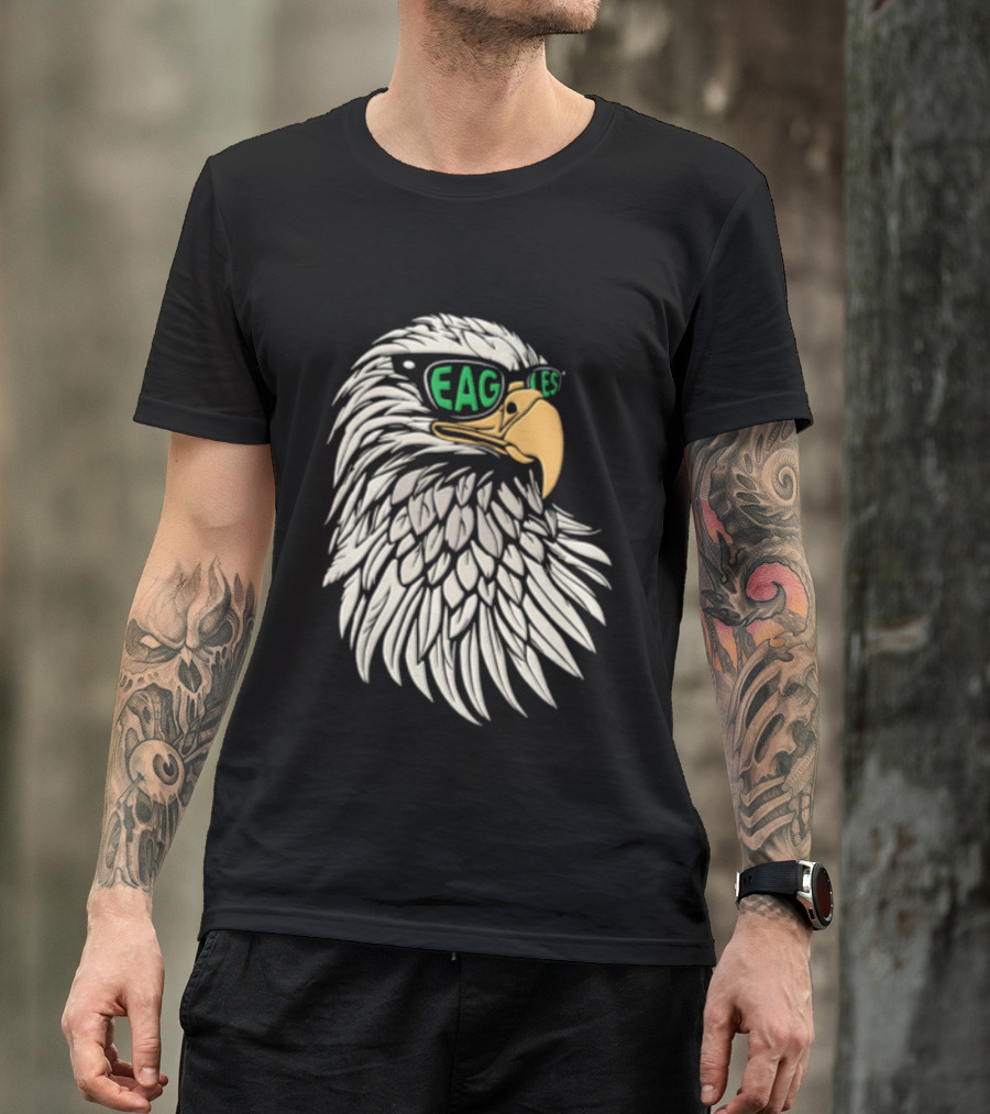 Philadelphia Eagles Bald Eagle Head With Sunglasses T-Shirt