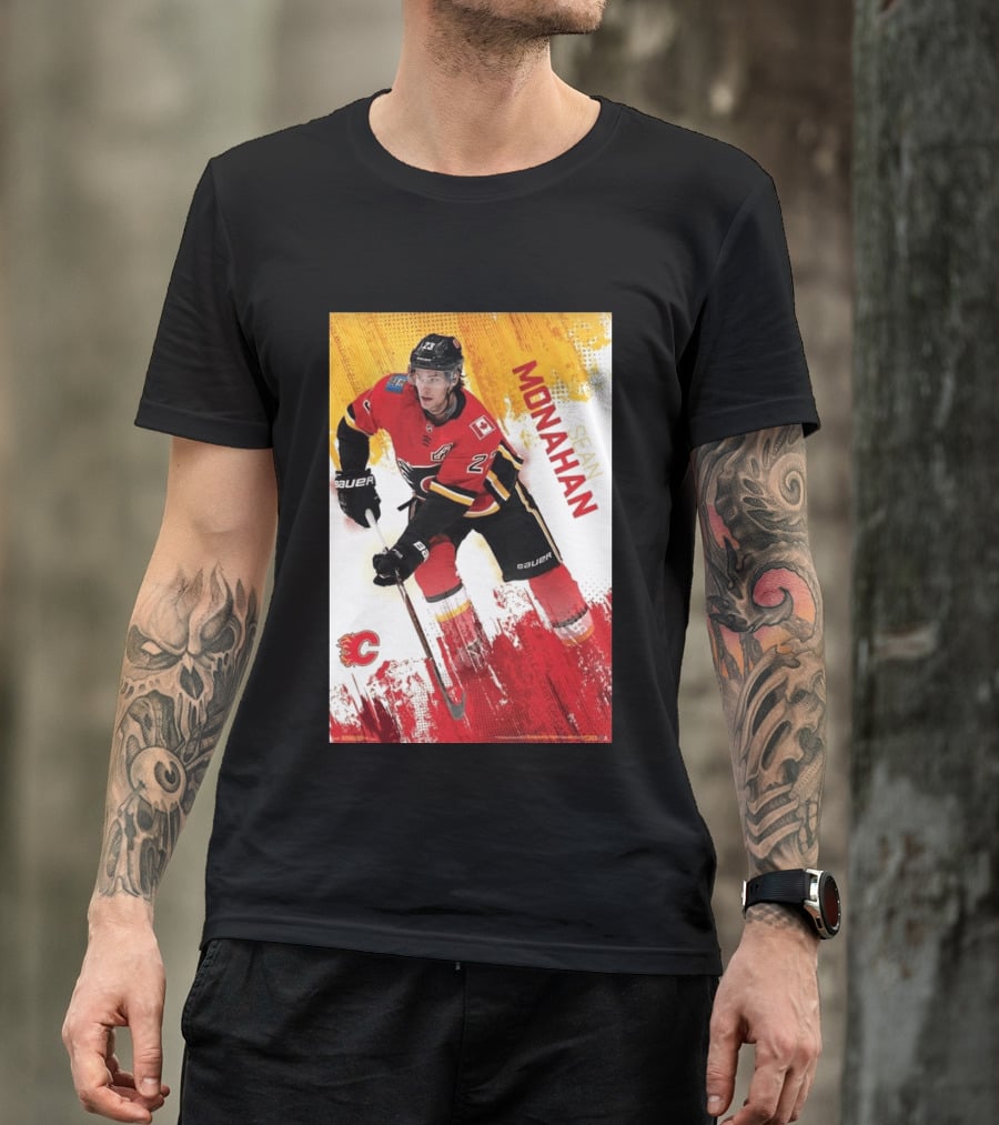 Sean Monahan Calgary Flames NHL Hockey Action T-Shirt