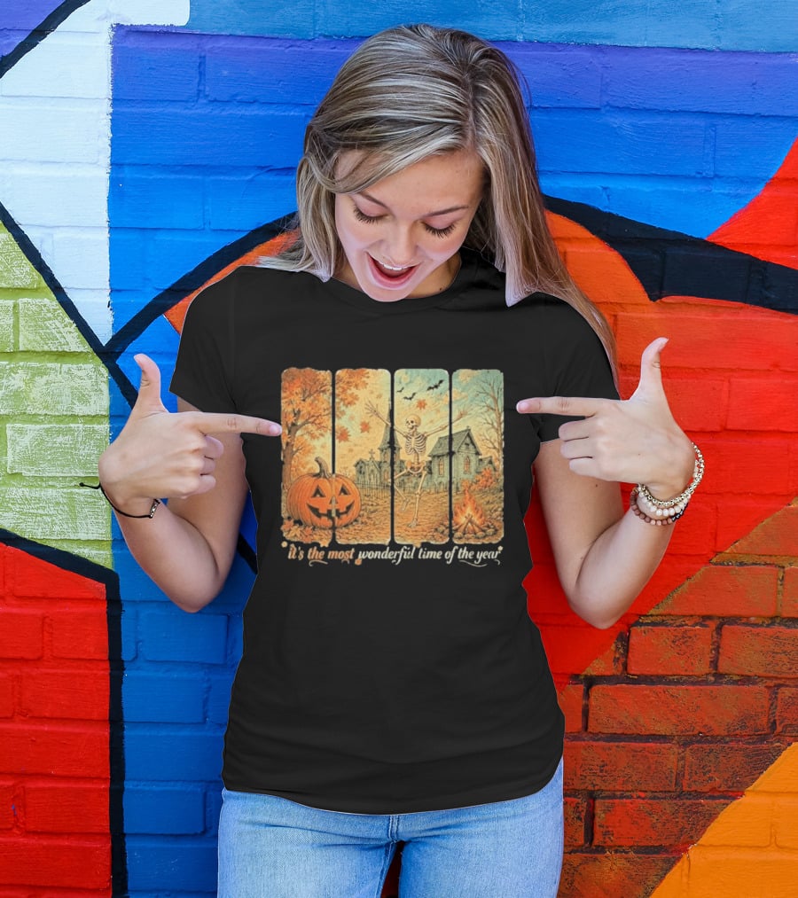 It's The Most Wonderful Time Of The Year Spooky Skeleton Pumpkin Campfire Halloween T-Shirt