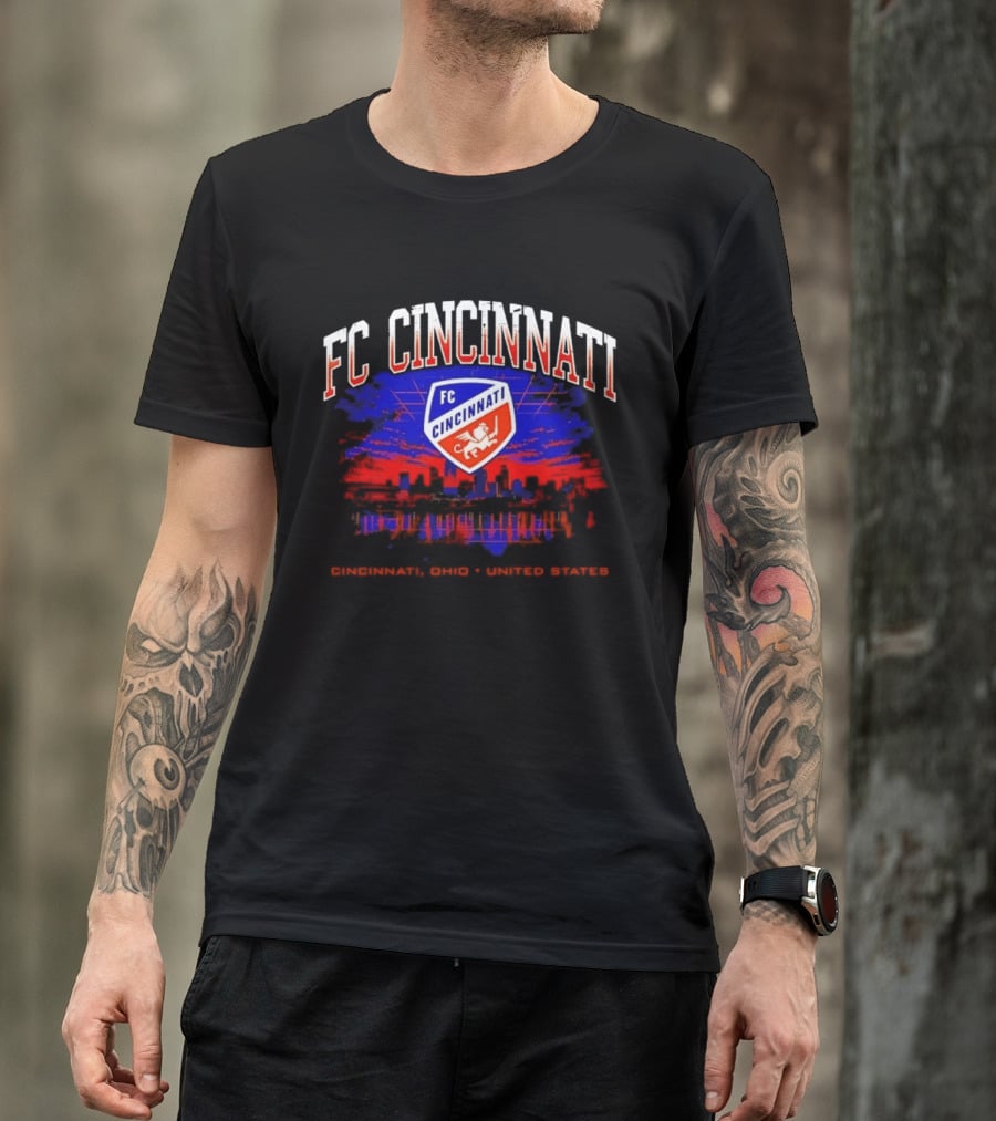 FC Cincinnati Skyline Cincinnati Ohio United States T-Shirt