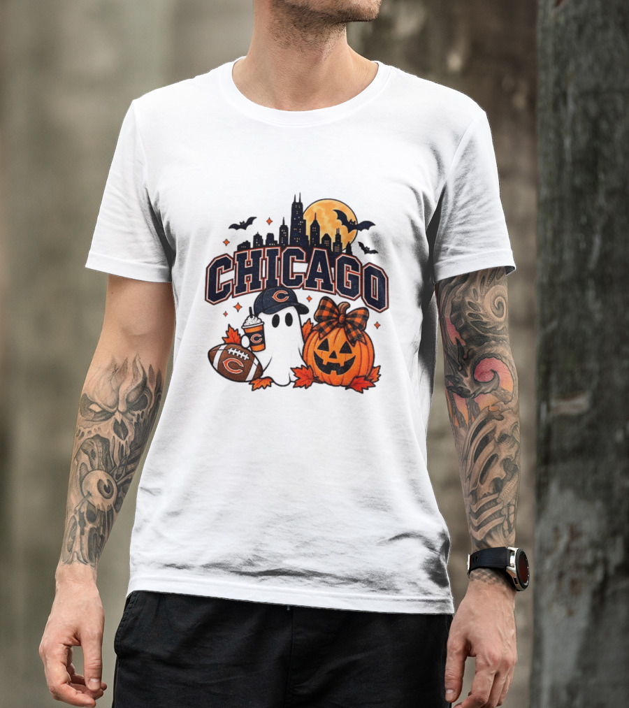 Chicago Bears Halloween Ghost Pumpkin Football Skyline Moon T-Shirt