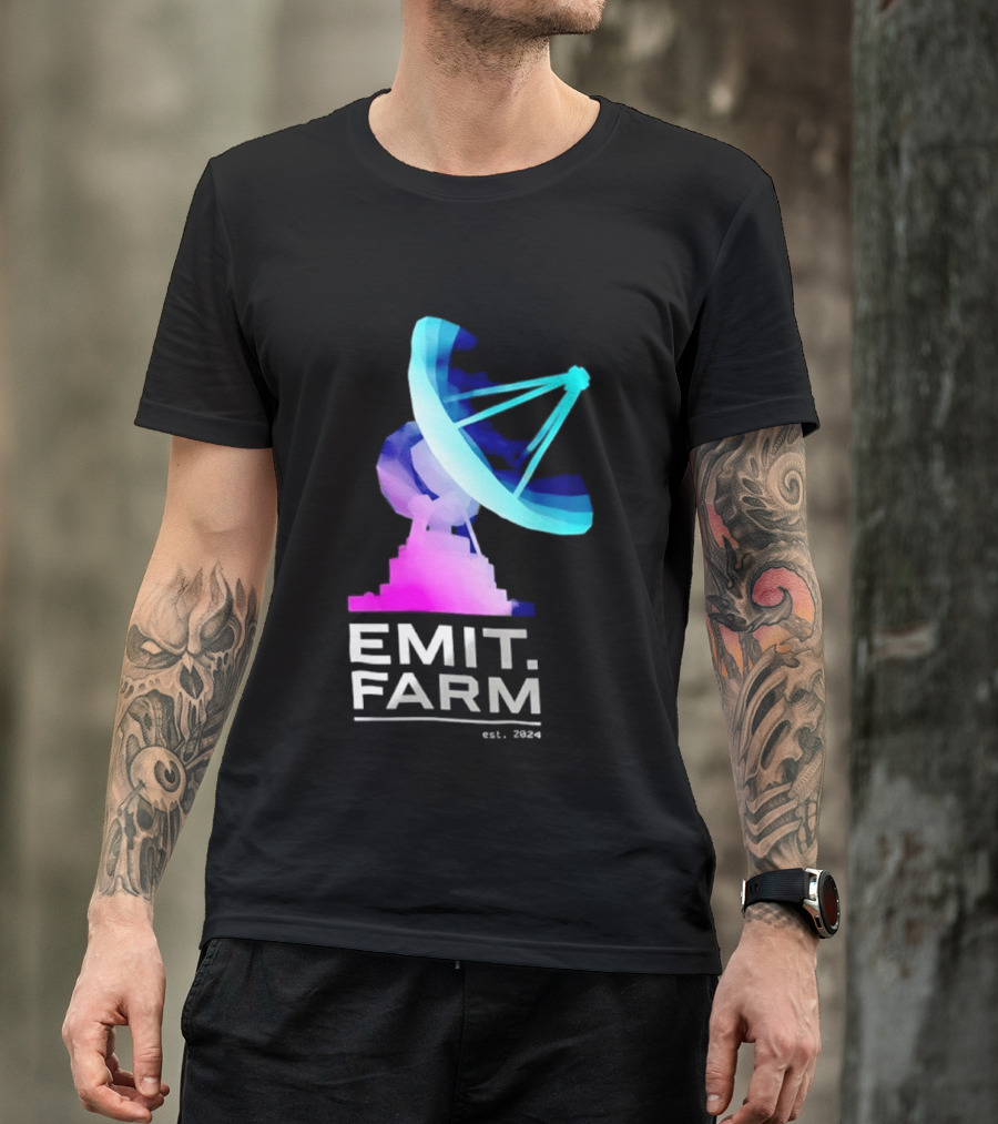 Emit Farm Est 2024 Satellite Dish Radio Telescope Science T-Shirt