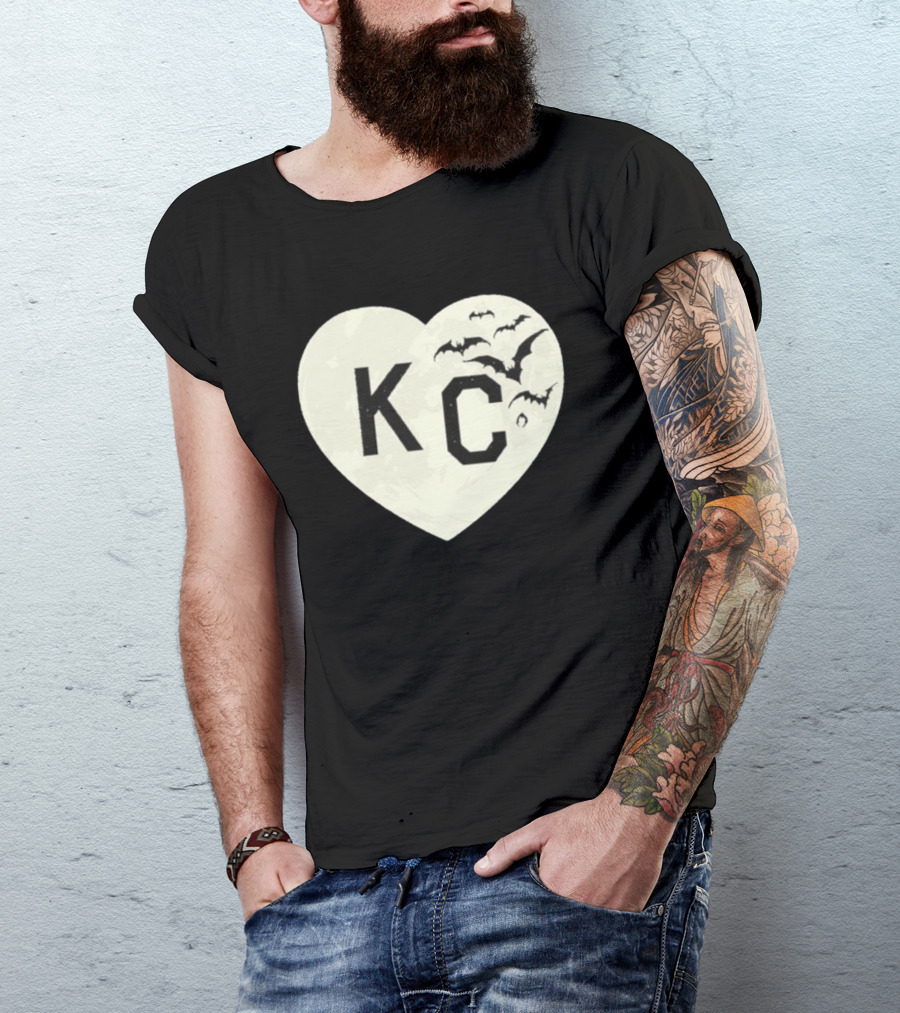 Kansas City KC Heart Moon Bats T-Shirt