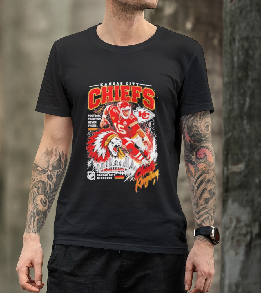 Kansas City Chiefs Football Tradition Never Fades Chiefs Kingdom Patrick Mahomes Skyline T-Shirt