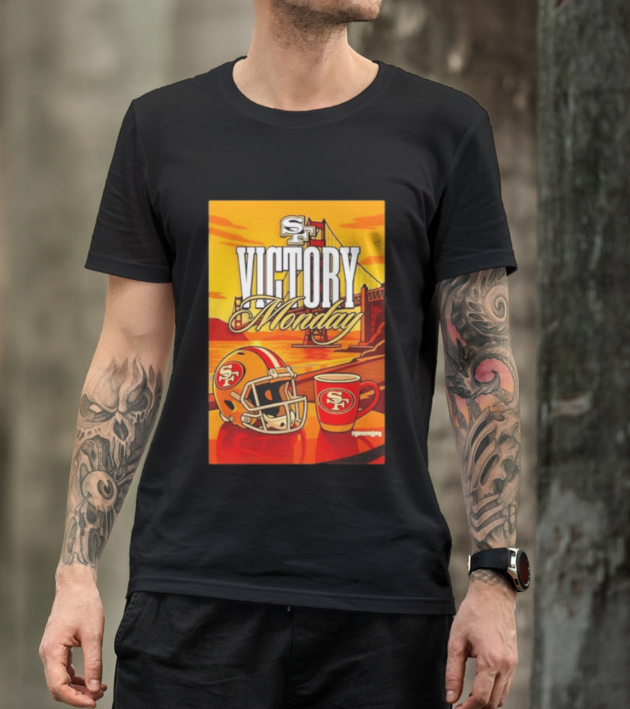 San Francisco 49ers Victory Monday Golden Gate Helmet And Coffee T-Shirt