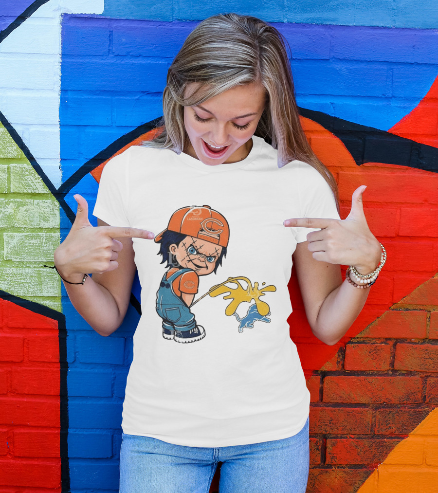 Chicago Bears Chucky Piss On Detroit Lions Rivalry Meme T-Shirt