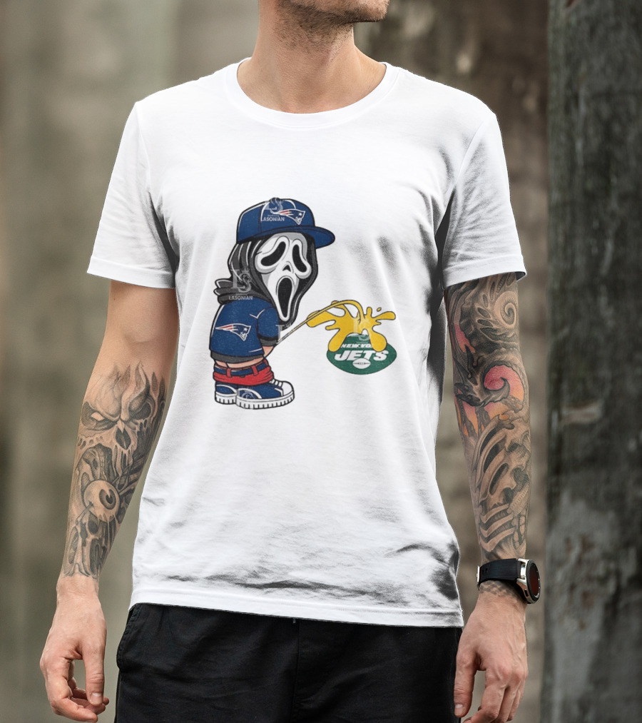 New England Patriots Ghostface Urinating On New York Jets T-Shirt