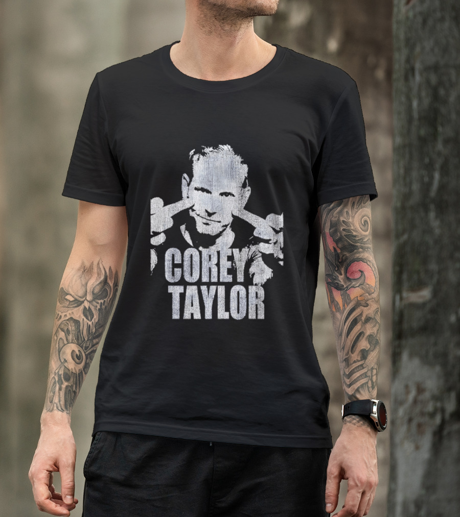 Corey Taylor Distressed Slipknot Masked Pose T-Shirt