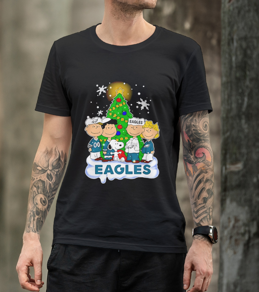 Peanuts Characters Christmas Tree Philadelphia Eagles T-Shirt