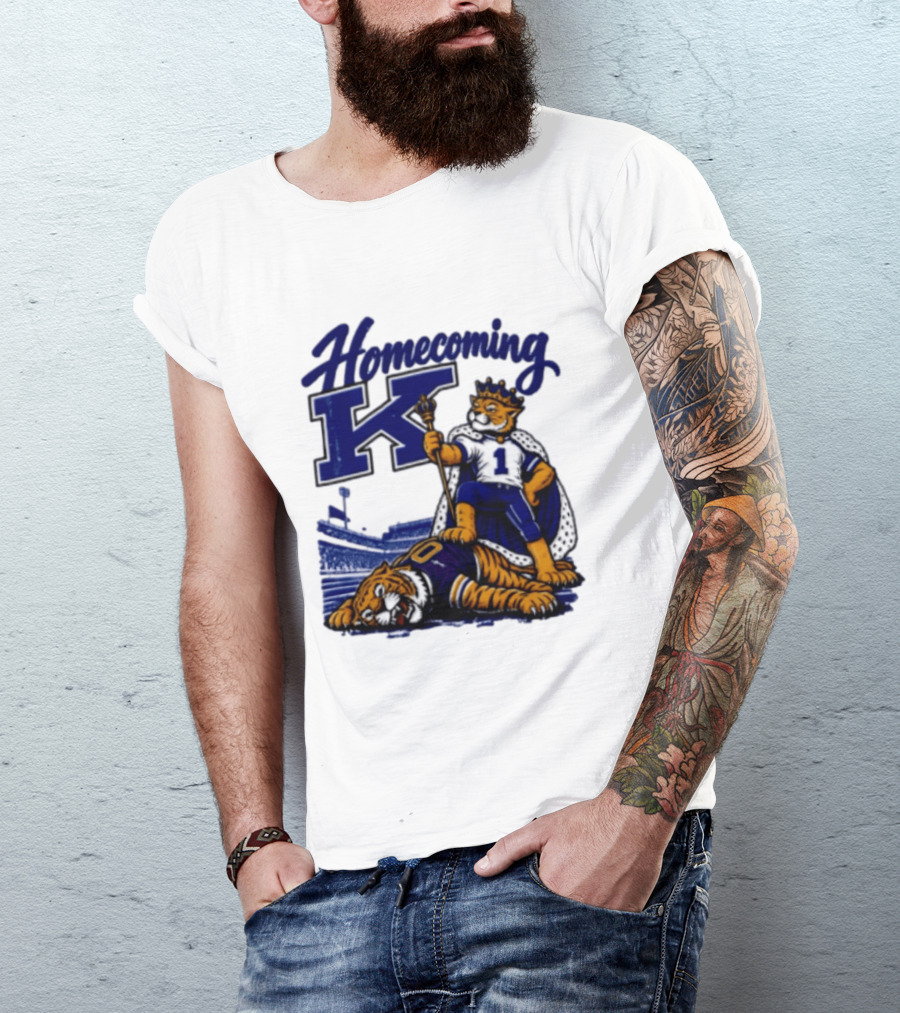 Homecoming K Wildcat King Stands Over Defeated Tiger Stadium Scene T-Shirt