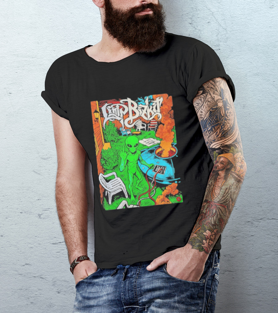 Limp Bizkit Alien Backyard Scene Nashville Tennessee The Truth October 11 And 12 2026 T-Shirt