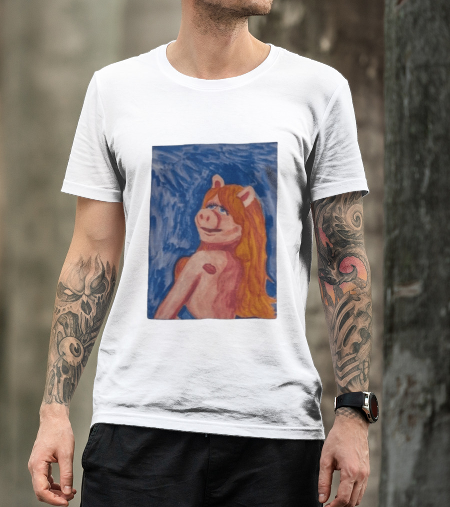 Miss Piggy Carpenter Painting The Muppets Miss Piggy Venus T-Shirt