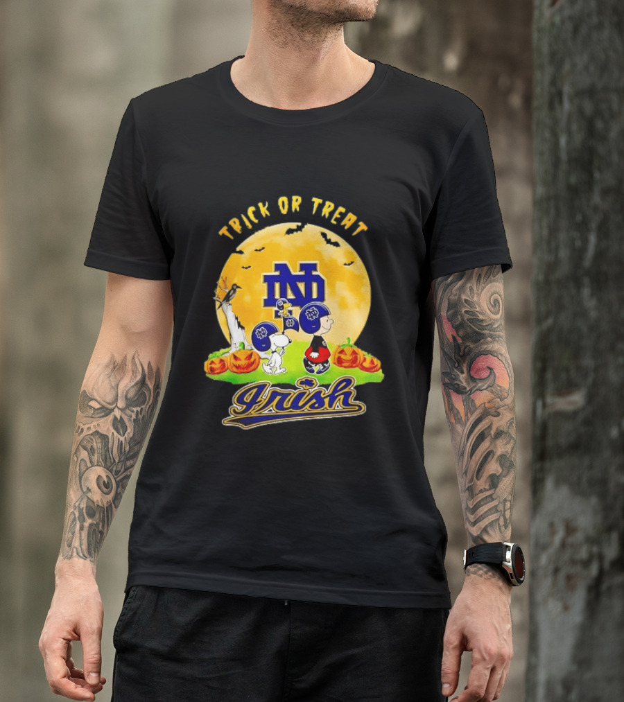 Notre Dame Fighting Irish Trick Or Treat Charlie Brown Snoopy Halloween T-Shirt