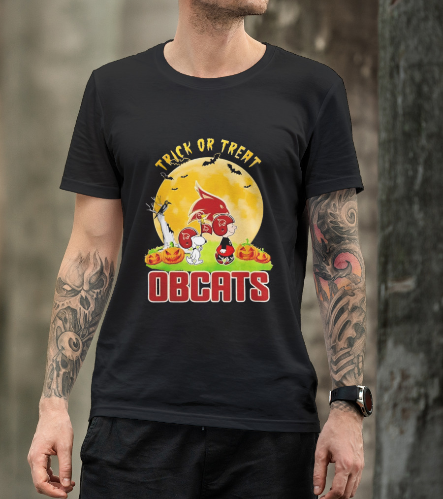 Texas State Bobcats Trick Or Treat Halloween Charlie Brown Snoopy T-Shirt