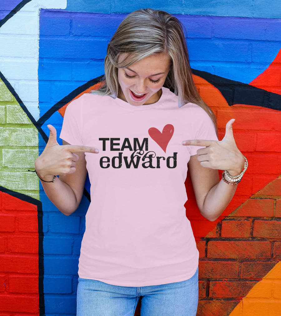 Team Edward Heart Taylor Lautner SNL T-Shirt
