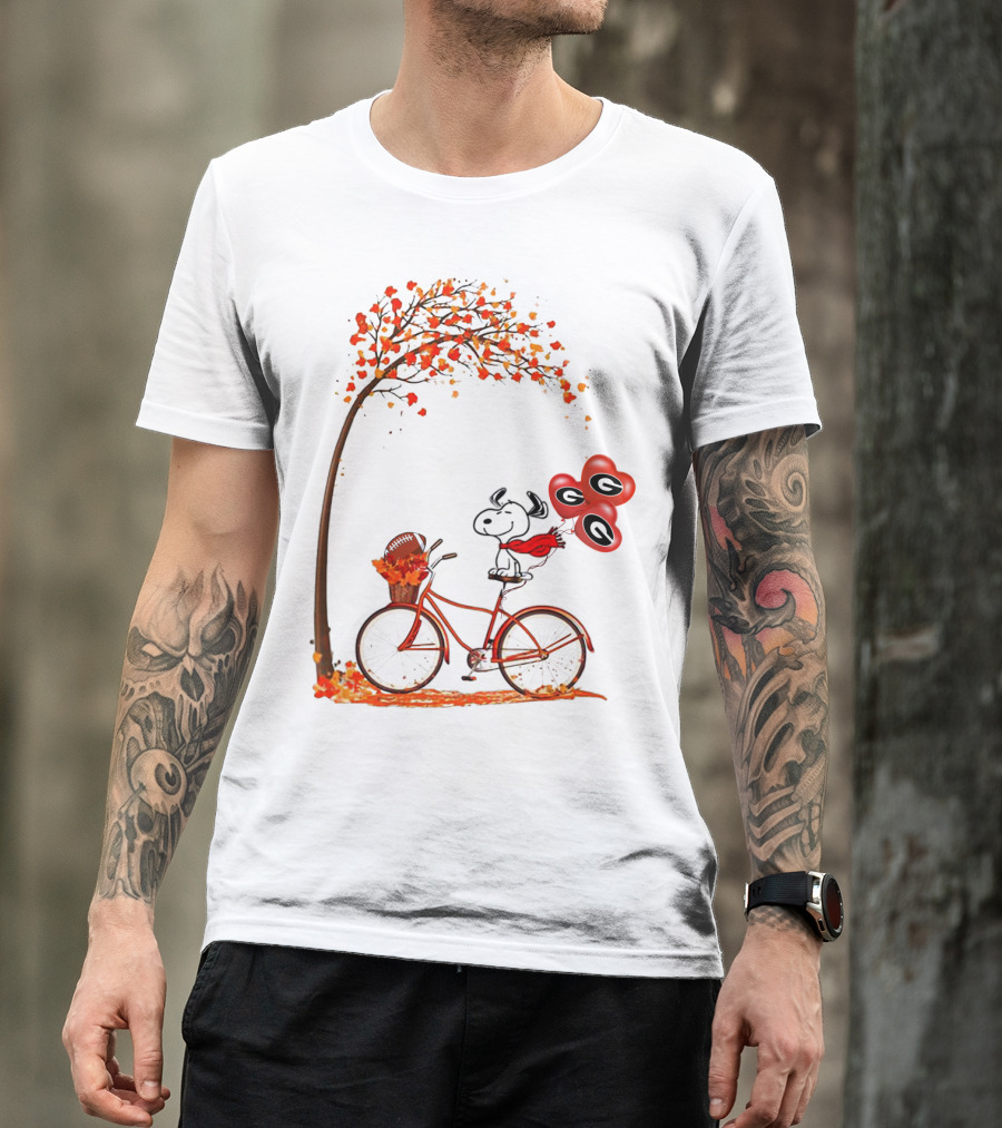 Snoopy Georgia Football Fall Bicycle Balloons T-Shirt