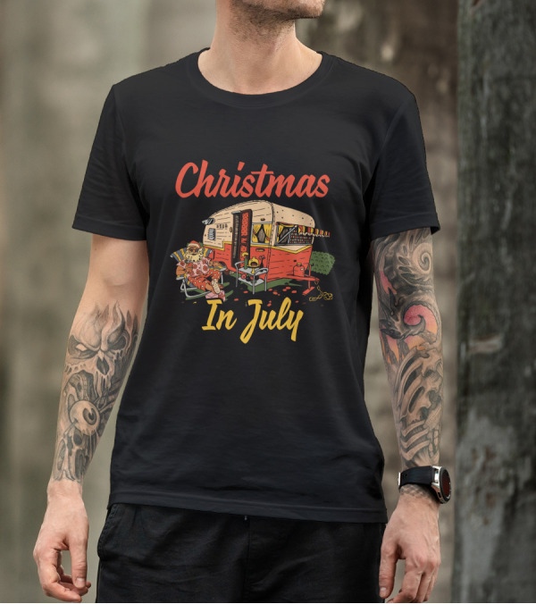Christmas In July Festival Camping Fun With Santa In Caravan T-Shirt