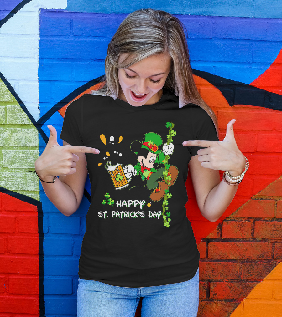 Happy St Patrick's Day Mickey Mouse Beer And Shamrocks Party T-Shirt