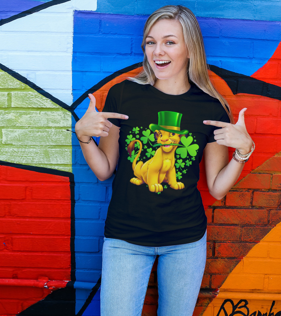 Simba Green Hat Shamrock Heart T-Shirt