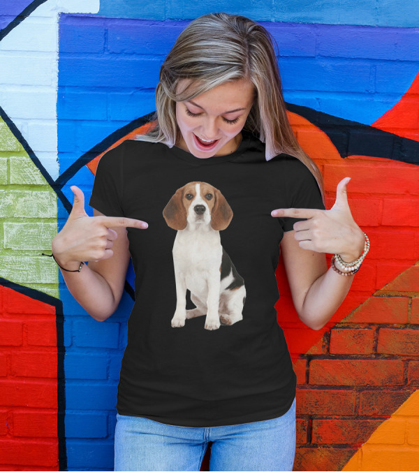 Beagle1 Portrait Dog Sitting T-Shirt