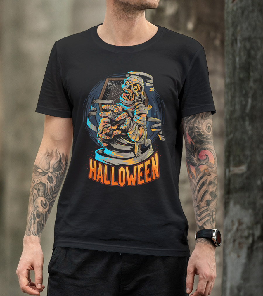 Halloween Scary Mummy With Web And Coffin T-Shirt