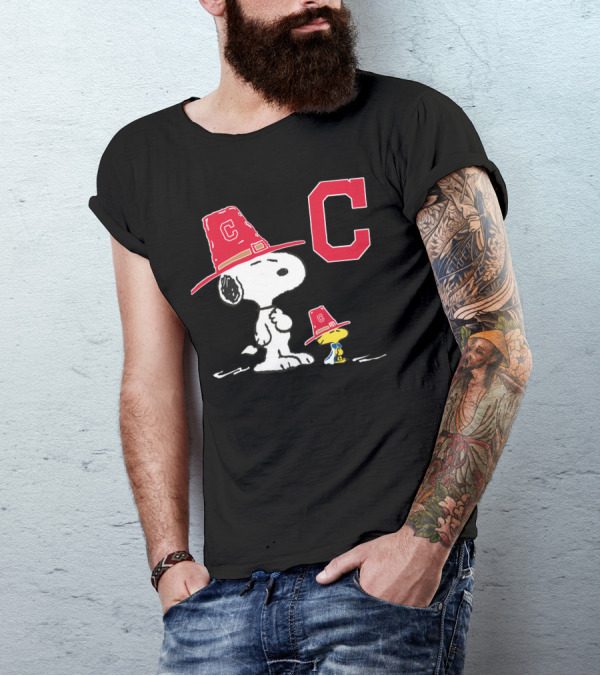 Cleveland Indians Snoopy C Logo Peanuts Hat T-Shirt