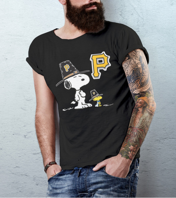 Snoopy Pittsburgh Pirates Thanksgiving Hat Peanuts T-Shirt
