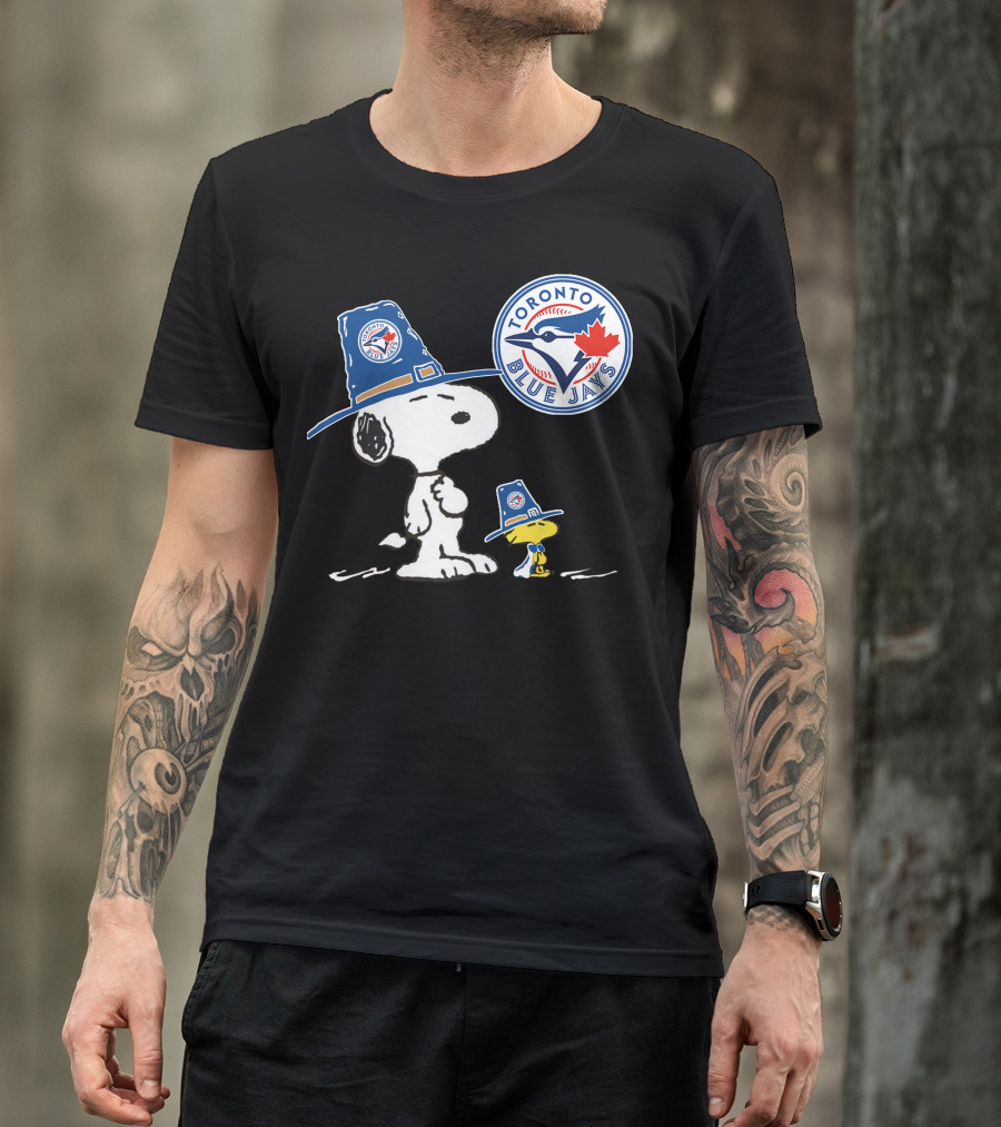 Toronto Blue Jays Snoopy Woodstock Baseball Duo With Team T-Shirt