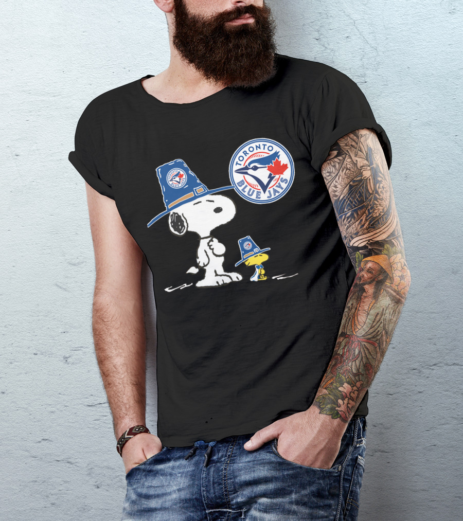 Toronto Blue Jays Snoopy Woodstock Baseball Duo With Team T-Shirt