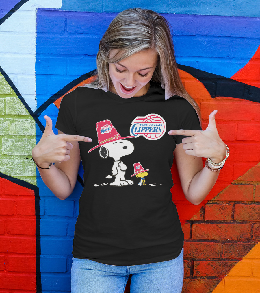 Los Angeles Clippers Snoopy With Woodstock In Team Hats T-Shirt