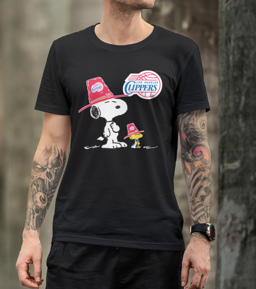 Los Angeles Clippers Snoopy With Woodstock In Team Hats T-Shirt