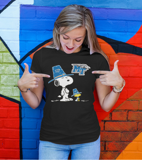 Middle Tennessee Blue Raiders Snoopy And Woodstock With MT T-Shirt