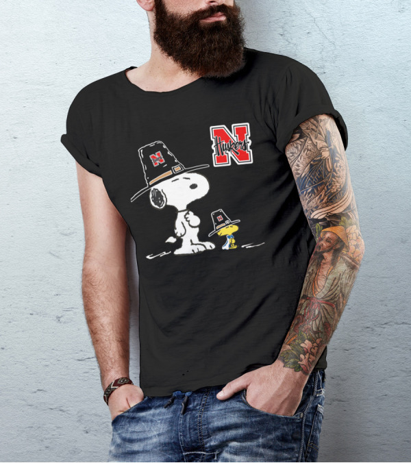 Nebraska Huskers Snoopy Woodstock Pilgrim Hat T-Shirt