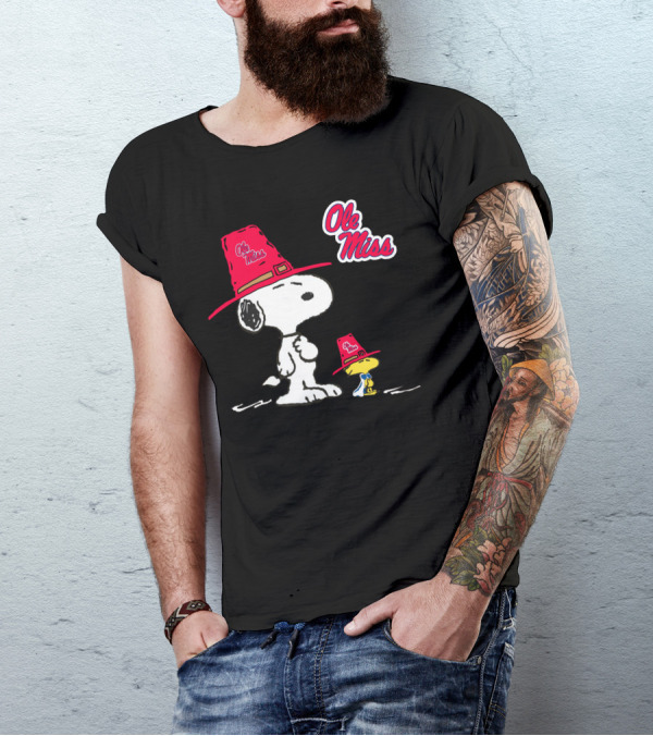 Ole Miss Snoopy And Woodstock In Rebel Hats T-Shirt