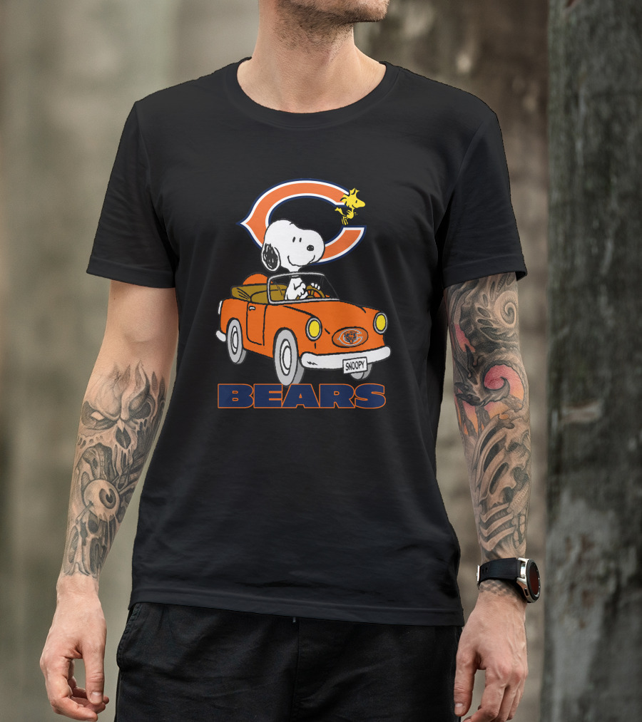 Chicago Bears Snoopy Driving With Woodstock T-Shirt
