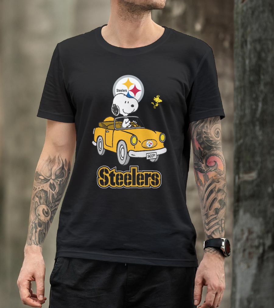 Steelers Snoopy Driving With Woodstock In Yellow Car T-Shirt
