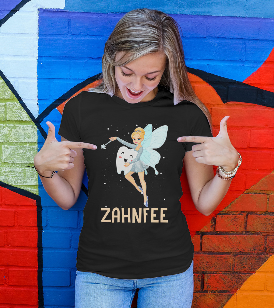 Zahnfee Fairy With Happy Tooth And Wand T-Shirt