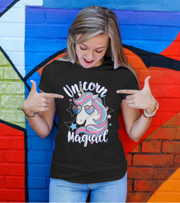 Unicorn Magiacl Rainbow Heart Sunglasses Stars T-Shirt