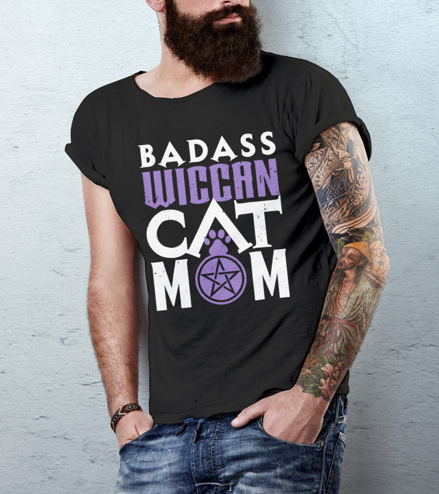 Badass Wiccan Cat Mom With Pentagram Paw Prints T-Shirt