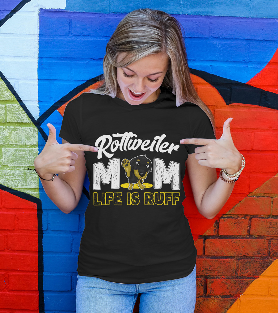 Rottweiler Mom Life Is Ruff Cute Paw Print Puppy T-Shirt