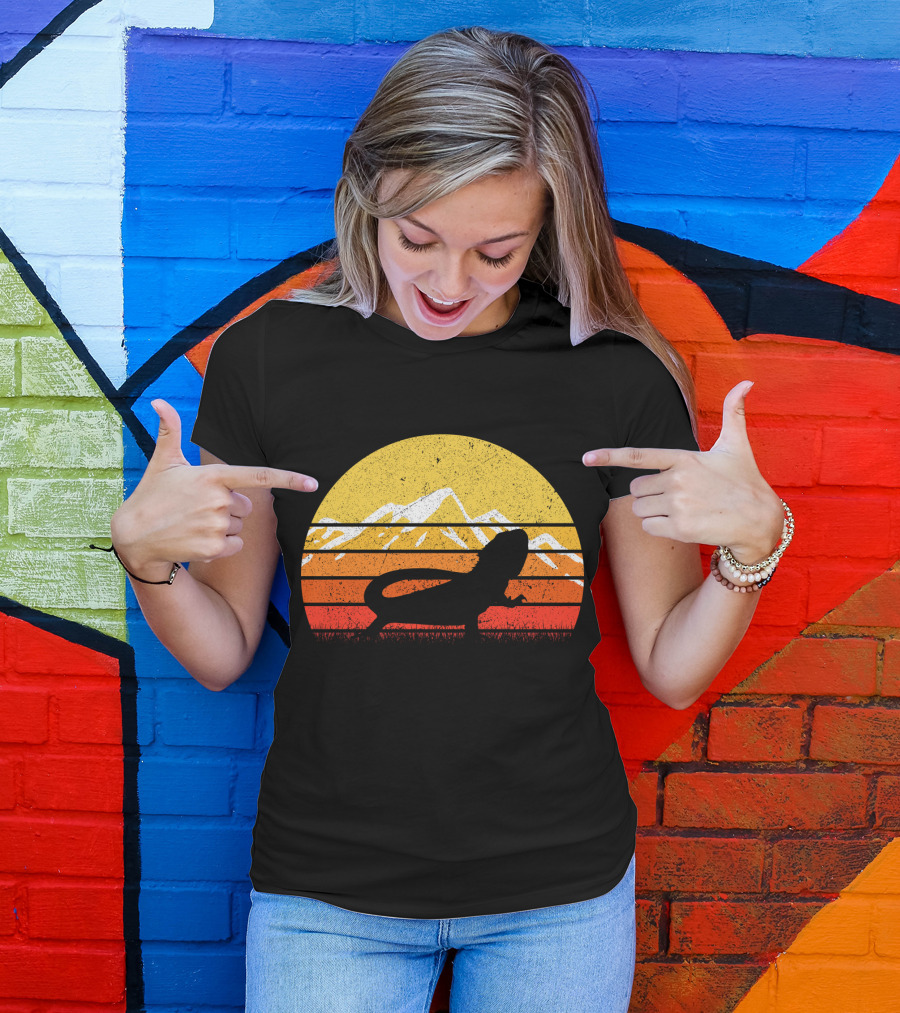 Retro Vintage Bearded Dragon Sunset Silhouette Mountain Stripe T-Shirt